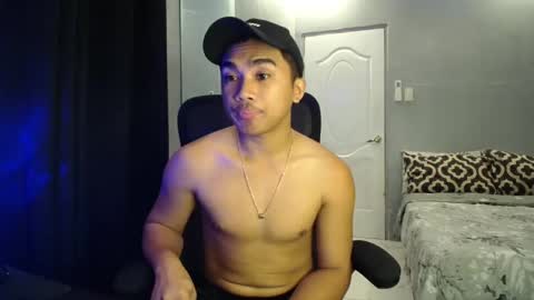 Snapshot of pinoyadriannexxx chatting on September 24, 2025, 2:59 am Adrianne online show from September 24, 2025, 2:59 am