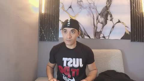 Snapshot of pint_geto chatting on December 15, 2025, 5:23 am pint_geto online show from December 15, 2025, 5:23 am