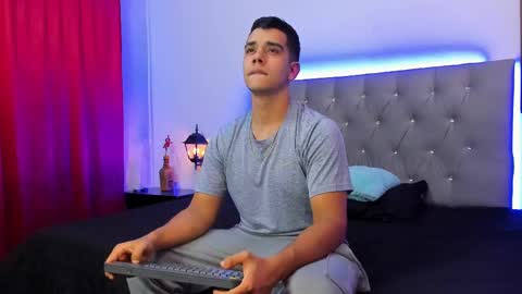 Snapshot of pipe_320 chatting on February 18, 2025, 2:38 am pipe_320 online show from February 18, 2025, 2:38 am