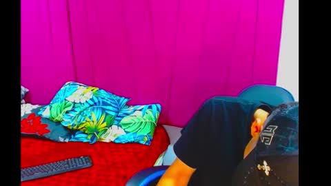 Snapshot of pipe_hot04 chatting on March 19, 2026, 3:10 am pipe hot04 online show from March 19, 2026, 3:10 am