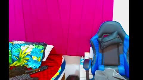 Snapshot of pipe_hot04 chatting on March 21, 2026, 3:11 am pipe hot04 online show from March 21, 2026, 3:11 am