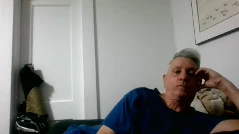 Snapshot of pirate334 chatting on July 28, 2026, 2:40 am pirate334 online show from July 28, 2026, 2:40 am