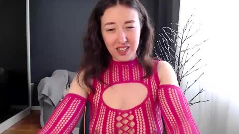 Snapshot of piscesgirl06 chatting on May 5, 2026, 4:53 am piscesgirl06 online show from May 5, 2026, 4:53 am