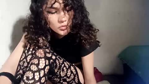 Snapshot of piscis_dreams chatting on January 7, 2025, 7:52 am PiscisDreams online show from January 7, 2025, 7:52 am