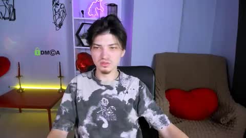 Snapshot of pit_wetty chatting on December 16, 2025, 6:51 am Pitt online show from December 16, 2025, 6:51 am