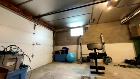 Mike online show from October 24, 2025, 5:42 pm