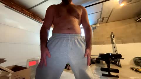 Snapshot of pitt821 chatting on February 10, 2026, 9:08 pm Mike online show from February 10, 2026, 9:08 pm