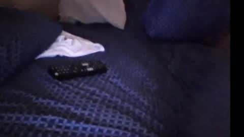 whom like be watching.i online show from December 15, 2025, 1:59 pm