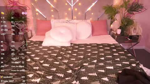 Snapshot of pixiepeachh chatting on February 6, 2026, 11:02 am pixiepeachh online show from February 6, 2026, 11:02 am