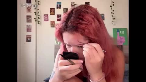 Snapshot of pixieyes0n chatting on March 1, 2026, 2:46 am Daryl online show from March 1, 2026, 2:46 am