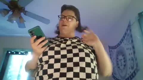 daddy pizza online show from January 24, 2025, 4:28 pm