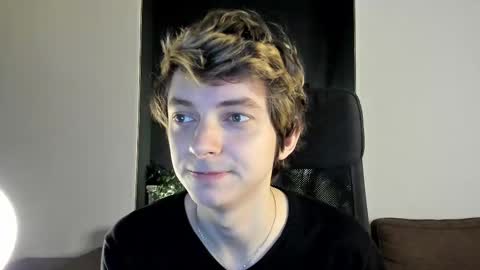 Snapshot of pjatteryd chatting on February 28, 2025, 10:09 am pjatteryd online show from February 28, 2025, 10:09 am