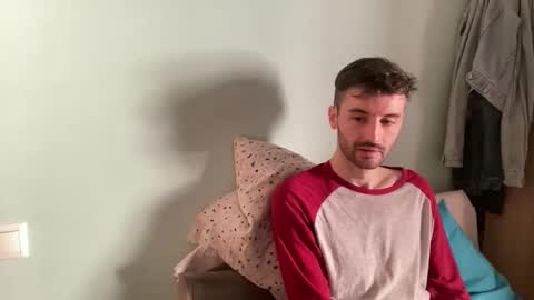 Snapshot of placebo14 chatting on January 6, 2026, 2:21 pm placebo14 online show from January 6, 2026, 2:21 pm