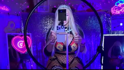 Dumb bimbo fuck doll online show from February 16, 2025, 6:21 am