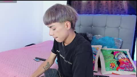 Snapshot of playboy_bunnyy chatting on October 20, 2025, 8:53 pm playboy_bunnyy online show from October 20, 2025, 8:53 pm