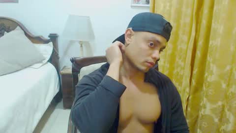 Snapshot of playboy_sex6 chatting on February 21, 2025, 3:12 am PETER online show from February 21, 2025, 3:12 am
