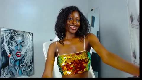 Snapshot of playboypetit chatting on January 17, 2025, 10:01 pm playboypetit online show from January 17, 2025, 10:01 pm