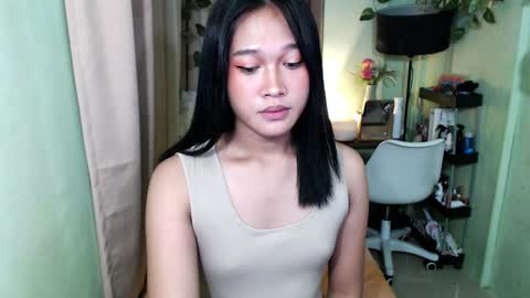 Snapshot of playful_sie chatting on January 12, 2025, 5:01 pm sie online show from January 12, 2025, 5:01 pm