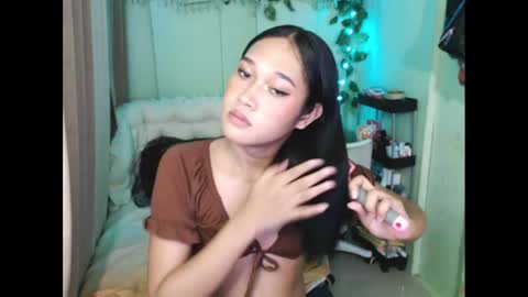 Snapshot of playful_sie chatting on February 1, 2025, 12:58 pm sie online show from February 1, 2025, 12:58 pm