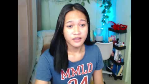 Snapshot of playful_sie chatting on February 5, 2025, 6:04 pm sie online show from February 5, 2025, 6:04 pm