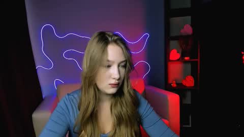 Sophie online show from October 5, 2025, 9:40 am