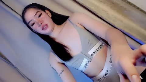 kate online show from October 22, 2025, 2:01 am