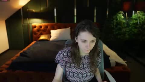 Lana online show from January 10, 2026, 11:45 am