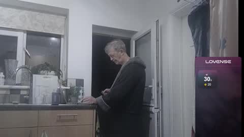 Play Me online show from February 9, 2026, 3:43 am