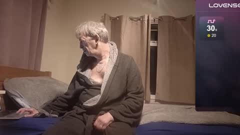 Play Me online show from March 1, 2026, 10:23 pm