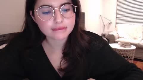 Snapshot of playnofuckinggames chatting on January 11, 2025, 9:04 pm Mary online show from January 11, 2025, 9:04 pm