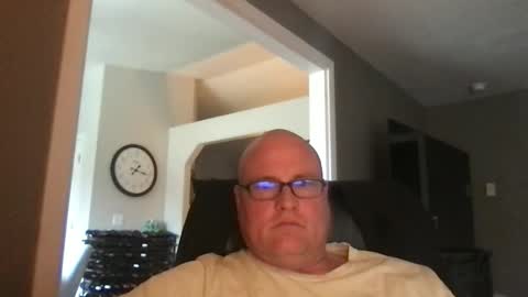 Snapshot of playtime2020 chatting on November 7, 2025, 9:15 pm playtime2020 online show from November 7, 2025, 9:15 pm