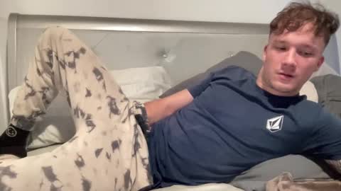 playwithme5534 online show from December 12, 2024, 8:32 pm