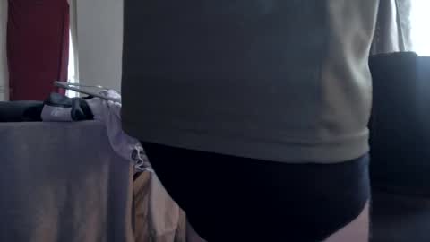 Hello ask me  . Im glad  to see you here in my room. Welcome PVT is open online show from October 3, 2025, 8:44 am