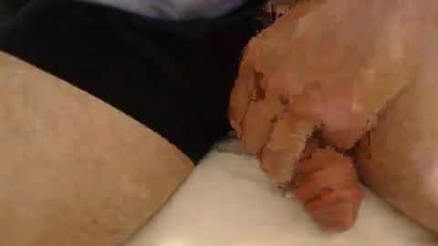 Snapshot of pleaseyou805 chatting on March 1, 2026, 4:03 am Awesomefun online show from March 1, 2026, 4:03 am