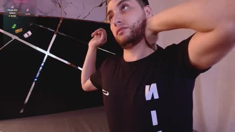 Snapshot of pleasure_vibes023 chatting on October 28, 2025, 9:39 pm JUAN AND JULI online show from October 28, 2025, 9:39 pm