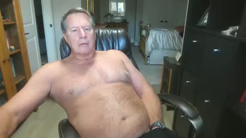 pleeeezeher online show from October 26, 2025, 3:40 pm