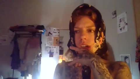 Snapshot of plsmecha chatting on June 7, 2026, 8:12 pm plsmecha online show from June 7, 2026, 8:12 pm