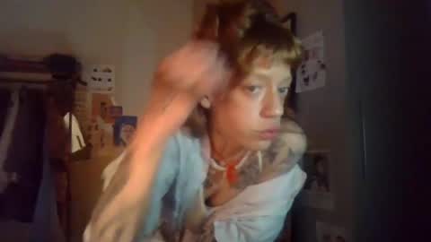 Snapshot of plsmecha chatting on July 5, 2026, 9:16 am plsmecha online show from July 5, 2026, 9:16 am