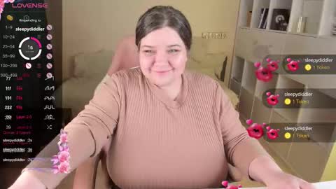 Snapshot of plum_pie__ chatting on September 26, 2025, 7:29 pm Alice online show from September 26, 2025, 7:29 pm