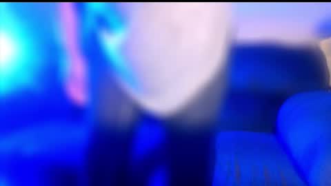 StraightPlush online show from November 26, 2025, 6:47 am