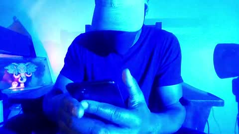 StraightPlush online show from May 27, 2026, 1:57 am