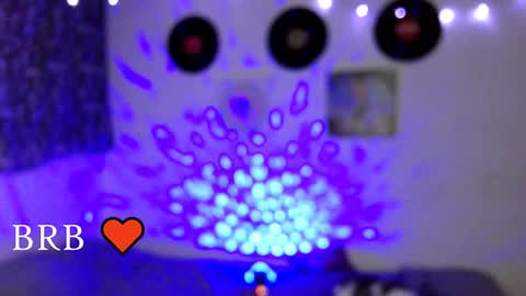   online show from December 17, 2024, 2:01 am