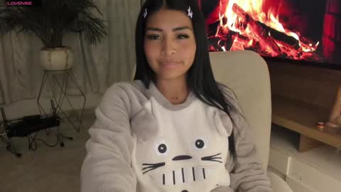 Nicole online show from January 25, 2025, 9:26 am