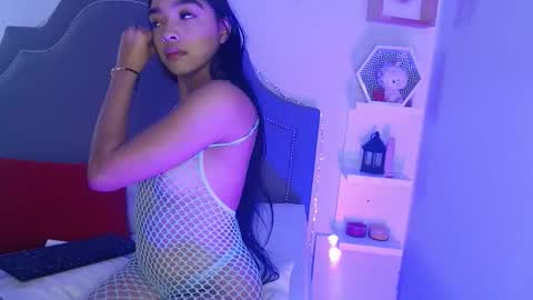Snapshot of pocahontas_moon chatting on February 23, 2026, 3:09 pm Pocahontas online show from February 23, 2026, 3:09 pm