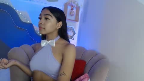 Snapshot of pocahontas_moon chatting on February 27, 2026, 3:23 pm Pocahontas online show from February 27, 2026, 3:23 pm