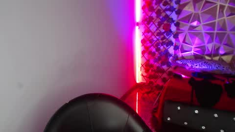 poison_doll2 online show from November 13, 2025, 6:07 pm