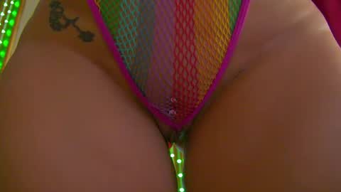 Snapshot of poison_milf_ chatting on June 29, 2026, 3:57 am poison_milf_ online show from June 29, 2026, 3:57 am