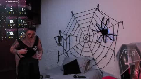 Snapshot of poisson_ivy_ chatting on October 2, 2025, 9:33 pm poisson_ivy_ online show from October 2, 2025, 9:33 pm