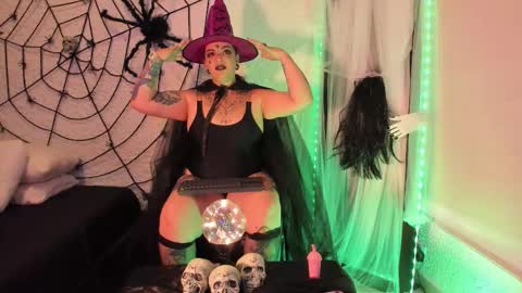 Snapshot of poisson_ivy_ chatting on October 3, 2025, 8:28 pm poisson_ivy_ online show from October 3, 2025, 8:28 pm