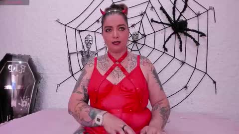 Snapshot of poisson_ivy_ chatting on October 25, 2025, 11:10 pm poisson_ivy_ online show from October 25, 2025, 11:10 pm